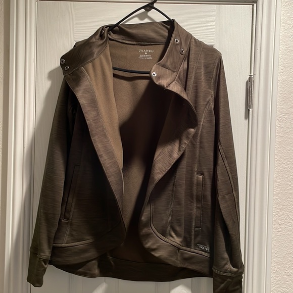 Jaanuu wrap Jacket - Picture 5 of 7